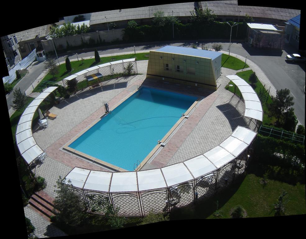 Golden Dragon ApartHotel Bischkek Exterior foto